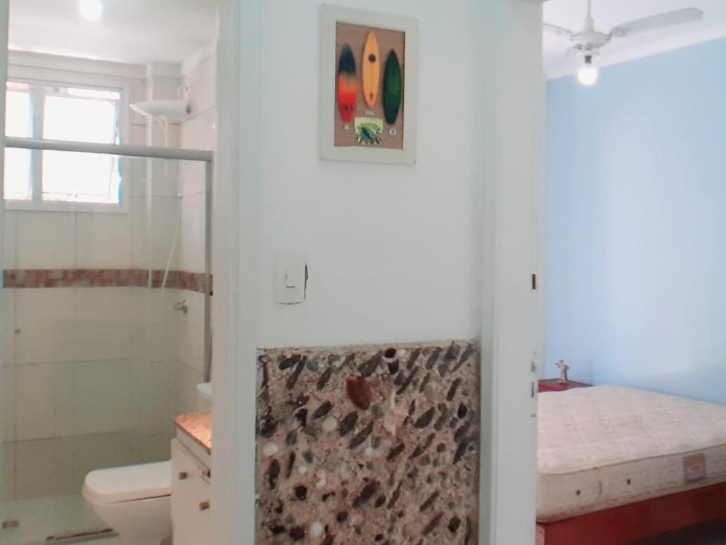 Apartamento Vento E Mar - 2 Quartos Com Sacada Na Quadra Da Praia Do Gonzaga Santos  Exterior foto