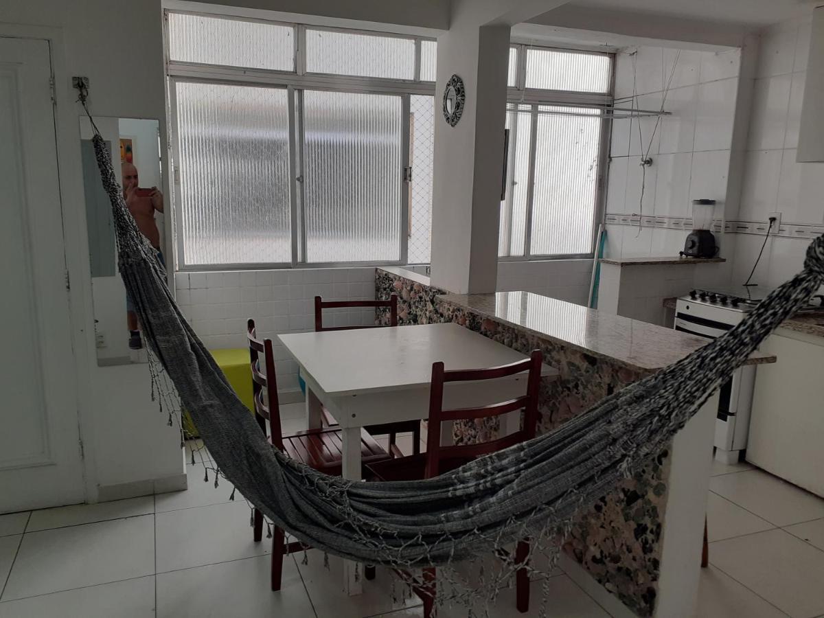 Apartamento Vento E Mar - 2 Quartos Com Sacada Na Quadra Da Praia Do Gonzaga Santos  Exterior foto