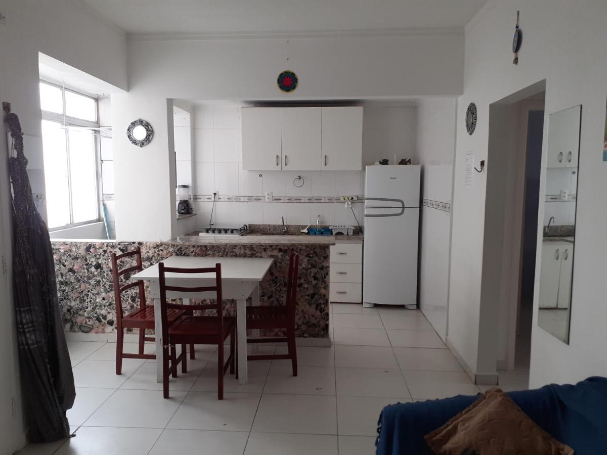 Apartamento Vento E Mar - 2 Quartos Com Sacada Na Quadra Da Praia Do Gonzaga Santos  Exterior foto