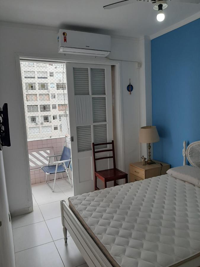 Apartamento Vento E Mar - 2 Quartos Com Sacada Na Quadra Da Praia Do Gonzaga Santos  Exterior foto