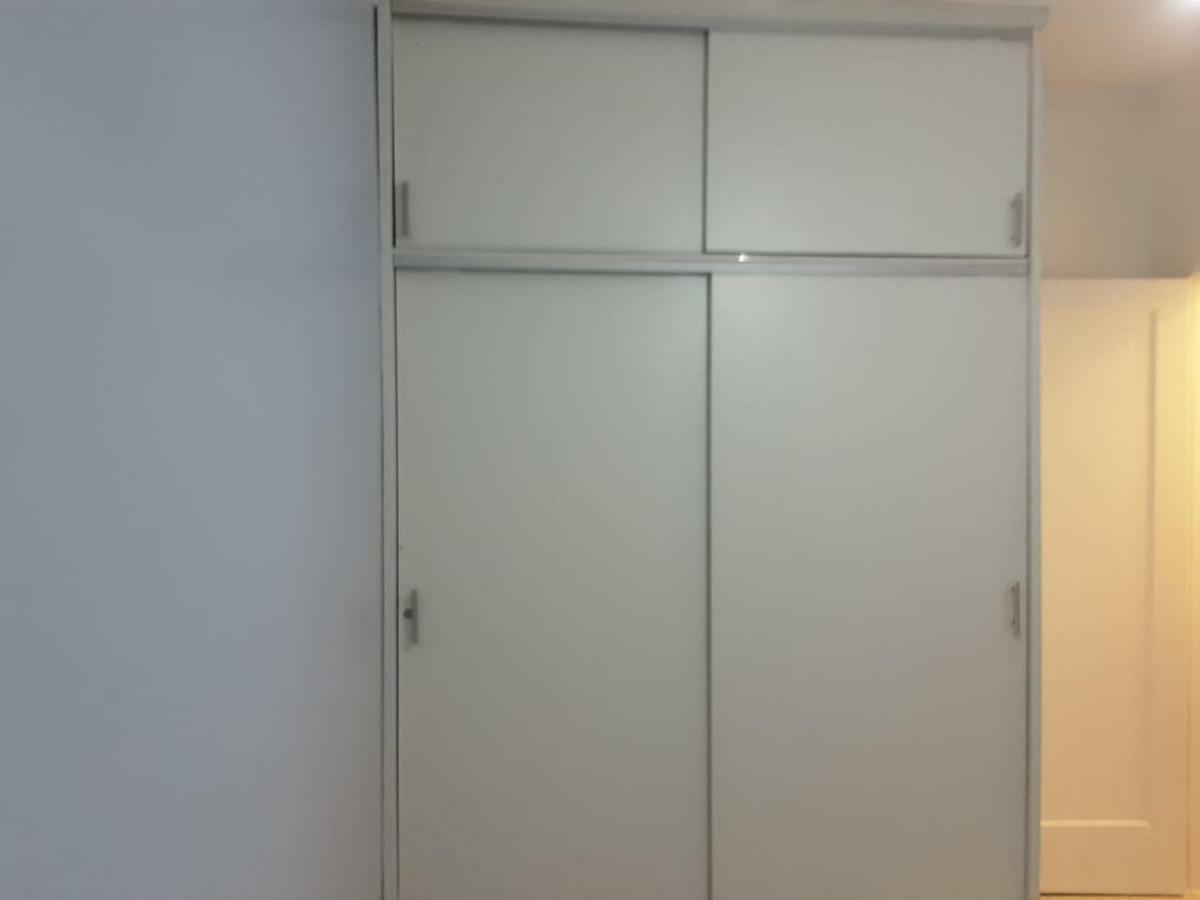 Apartamento Vento E Mar - 2 Quartos Com Sacada Na Quadra Da Praia Do Gonzaga Santos  Exterior foto
