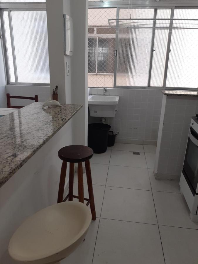 Apartamento Vento E Mar - 2 Quartos Com Sacada Na Quadra Da Praia Do Gonzaga Santos  Exterior foto